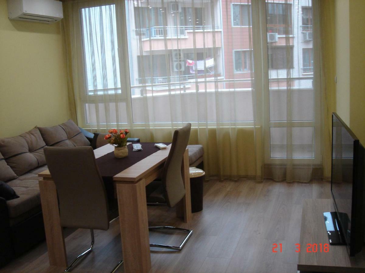 Apartment Deni Burgas by Eksteriør bilde