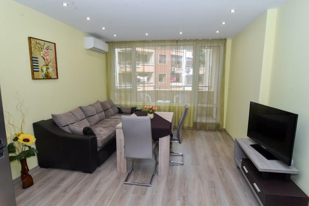 Apartment Deni Burgas by Eksteriør bilde
